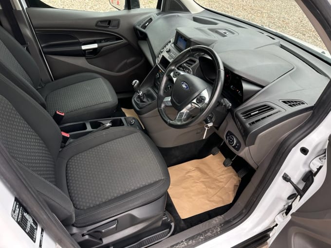 2025 Ford Grand Tourneo Connect