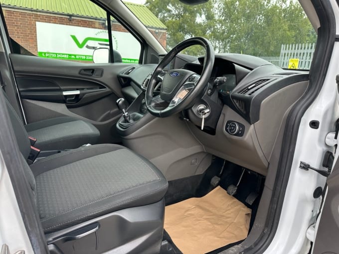2025 Ford Grand Tourneo Connect