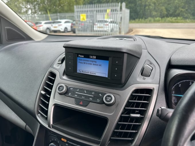 2025 Ford Grand Tourneo Connect