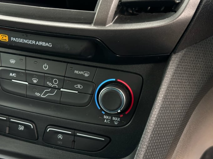 2025 Ford Grand Tourneo Connect