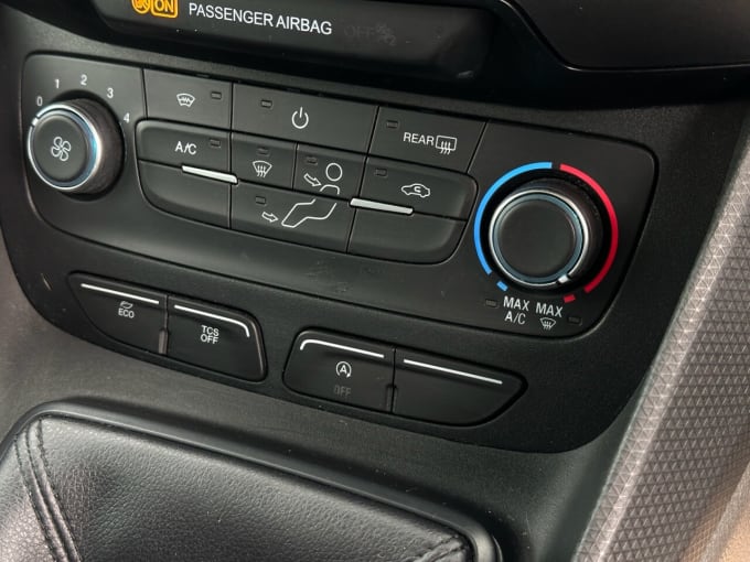 2025 Ford Grand Tourneo Connect