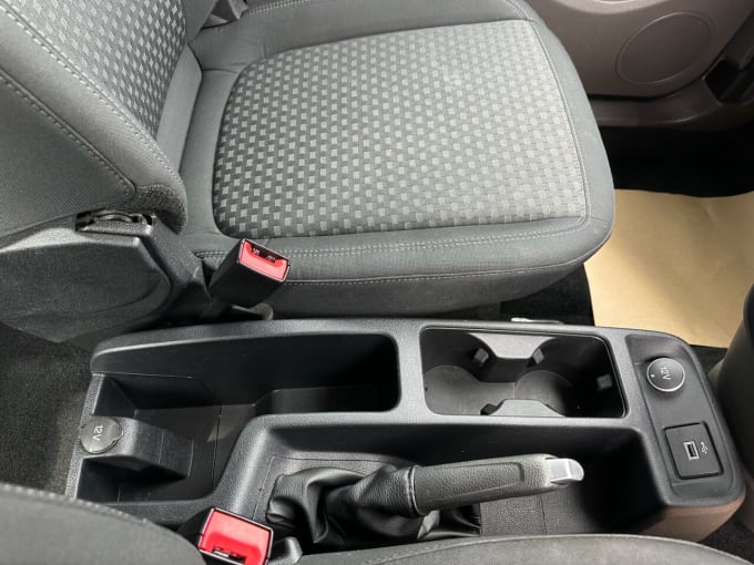 2025 Ford Grand Tourneo Connect