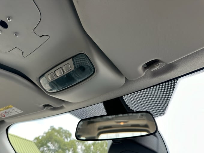2025 Ford Grand Tourneo Connect