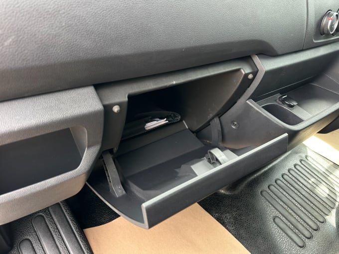 2025 Renault Master