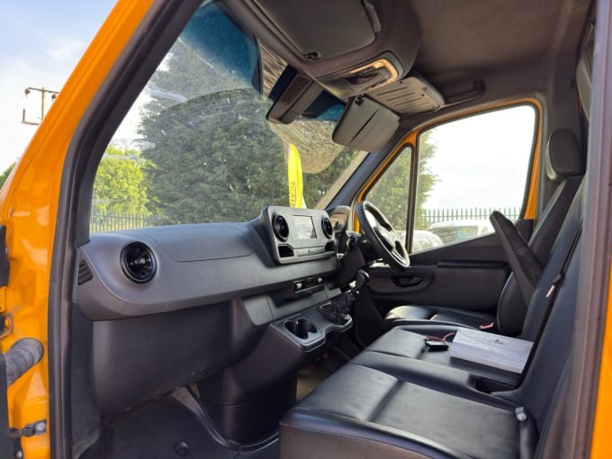 2025 Mercedes-benz Sprinter