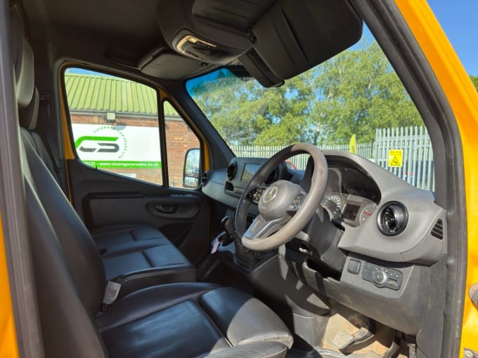 2025 Mercedes-benz Sprinter