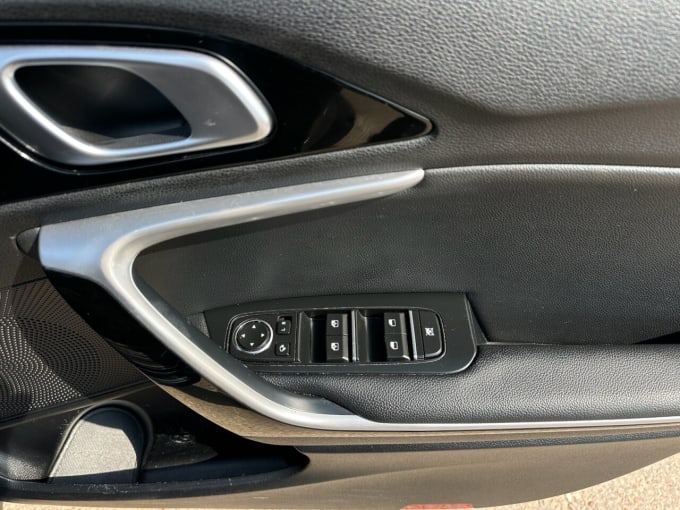 2025 Kia Ceed