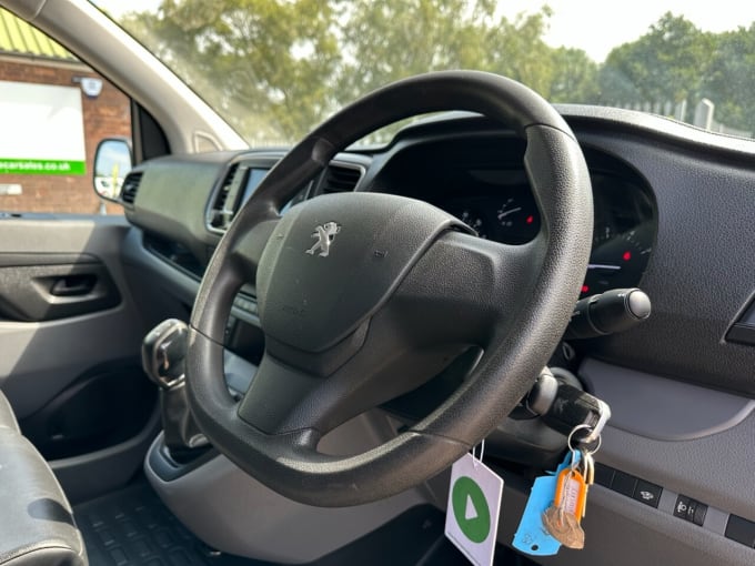 2025 Peugeot Expert