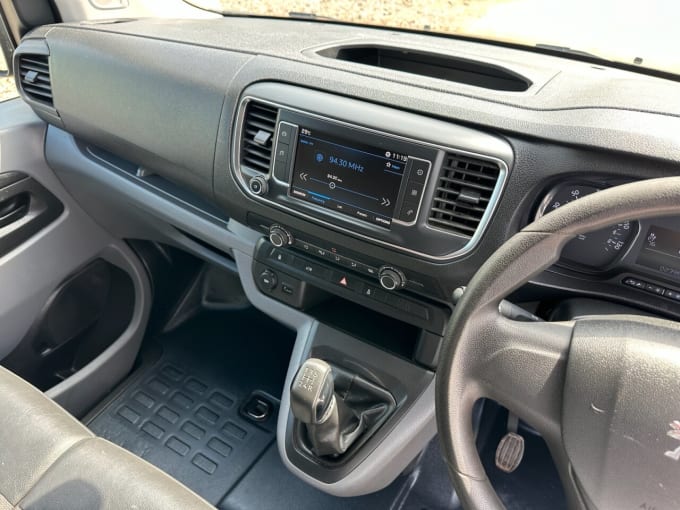 2025 Peugeot Expert