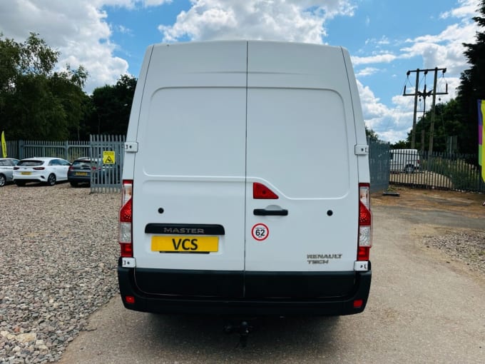 2025 Renault Master