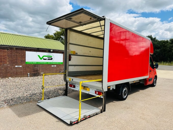 2025 Vauxhall Movano