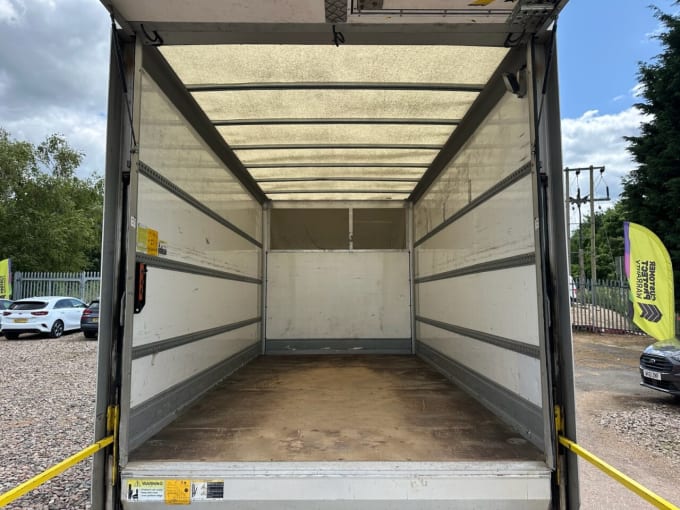 2025 Vauxhall Movano