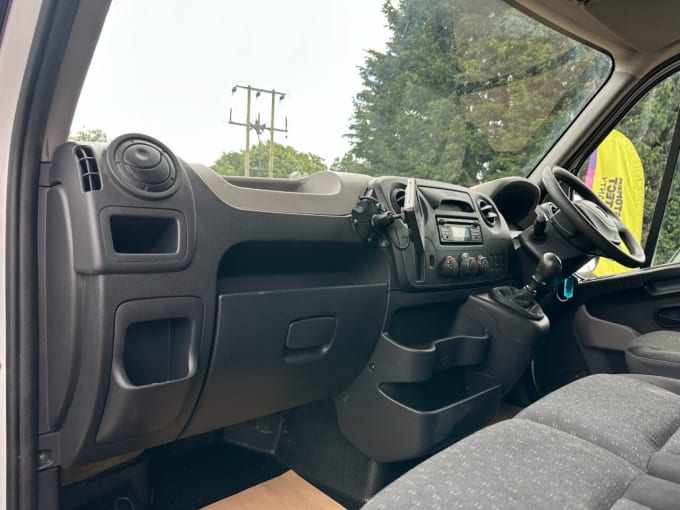 2025 Vauxhall Movano