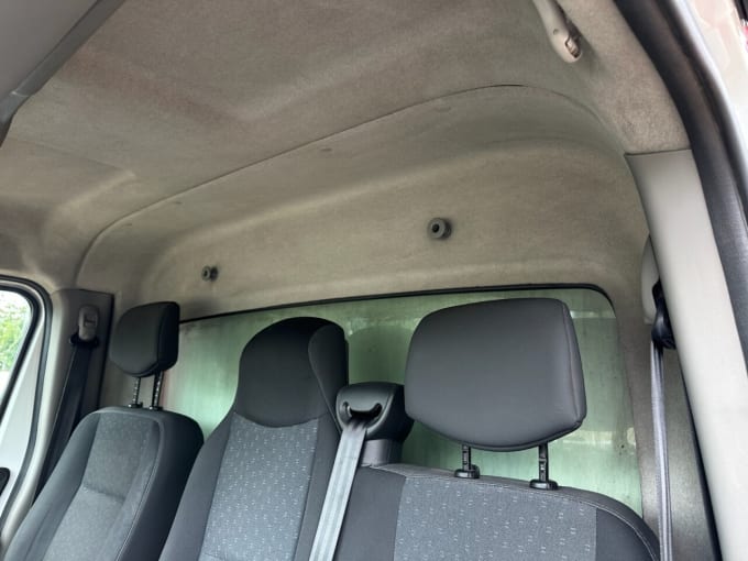 2025 Vauxhall Movano