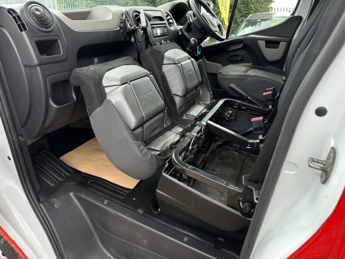 2025 Vauxhall Movano