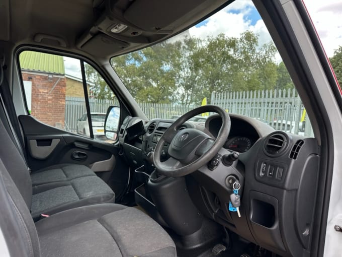 2025 Vauxhall Movano