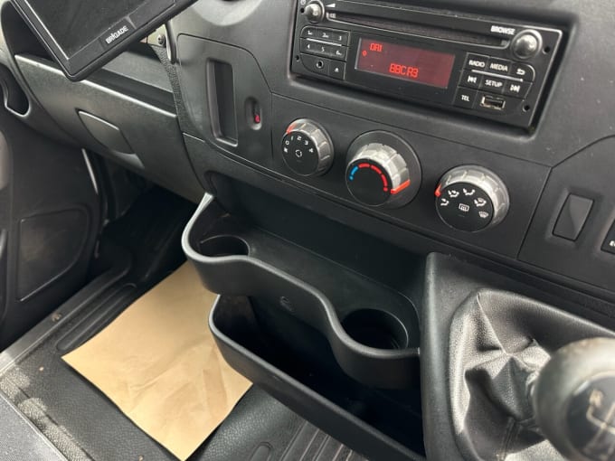 2025 Vauxhall Movano