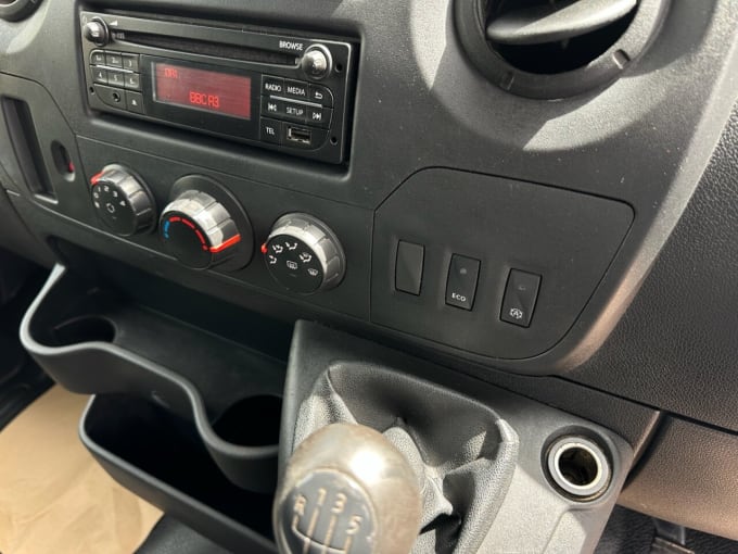 2025 Vauxhall Movano