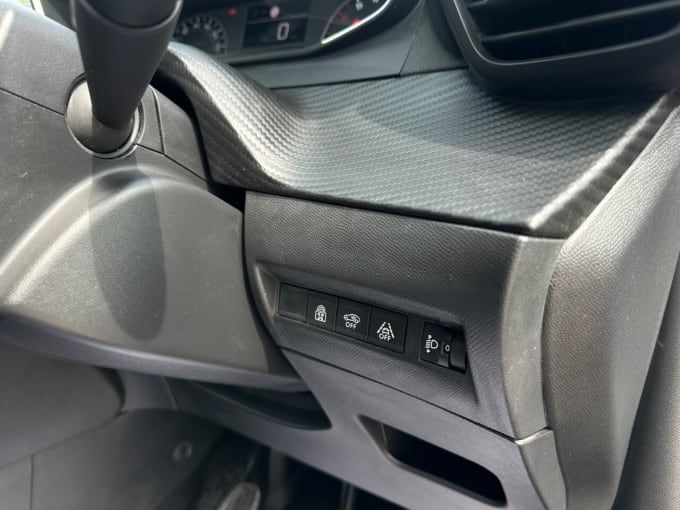 2025 Peugeot 2008