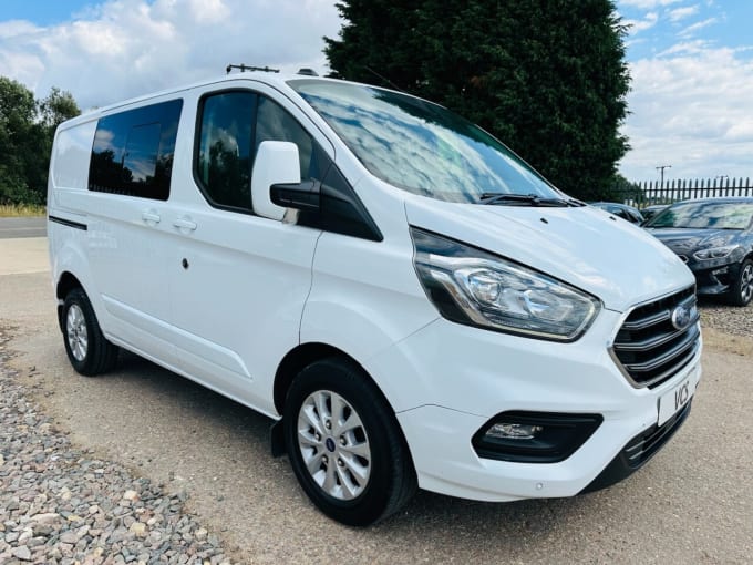 2025 Ford Transit Custom
