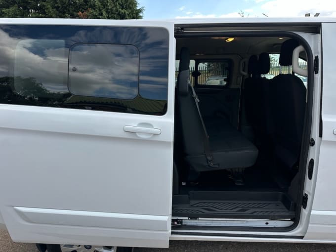 2025 Ford Transit Custom