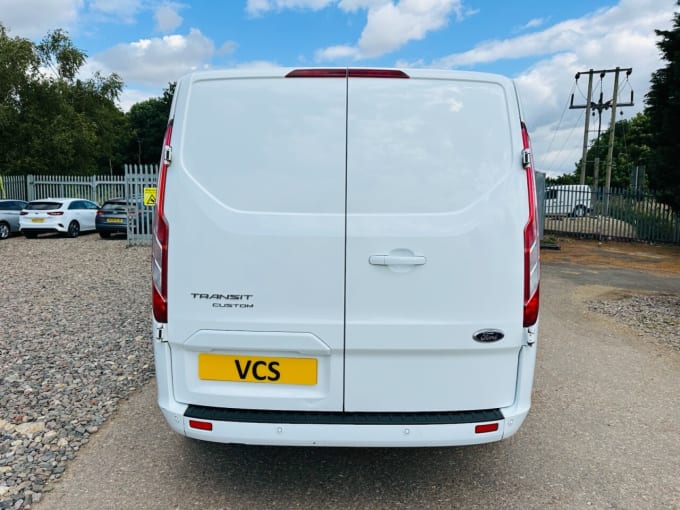 2025 Ford Transit Custom