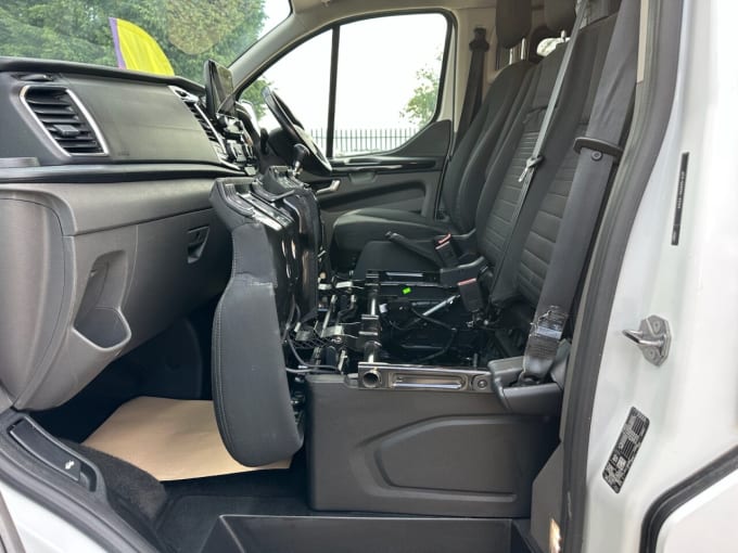 2025 Ford Transit Custom
