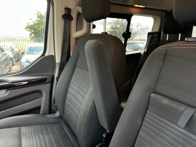 2025 Ford Transit Custom