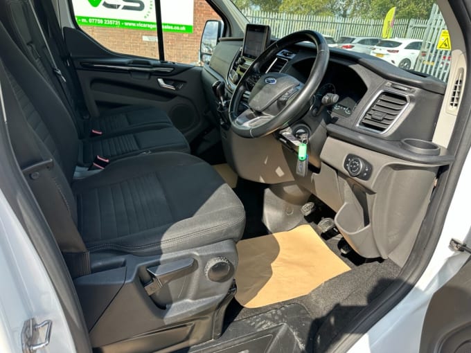 2025 Ford Transit Custom