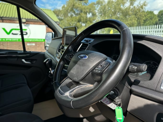 2025 Ford Transit Custom