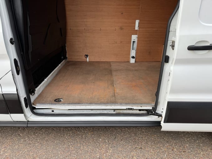 2025 Ford Transit