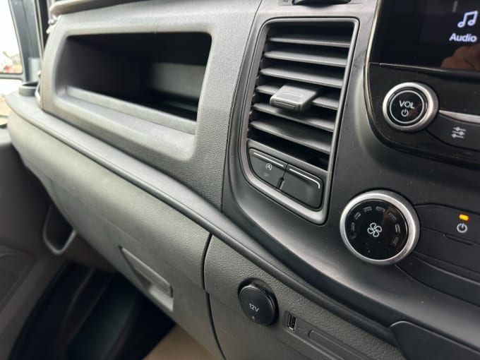 2025 Ford Transit