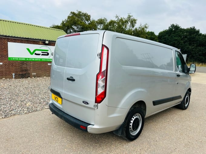 2025 Ford Transit Custom