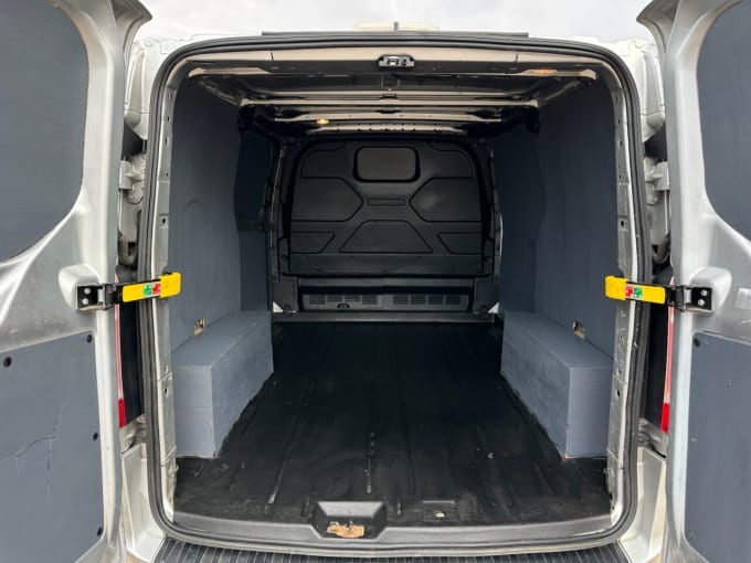 2025 Ford Transit Custom