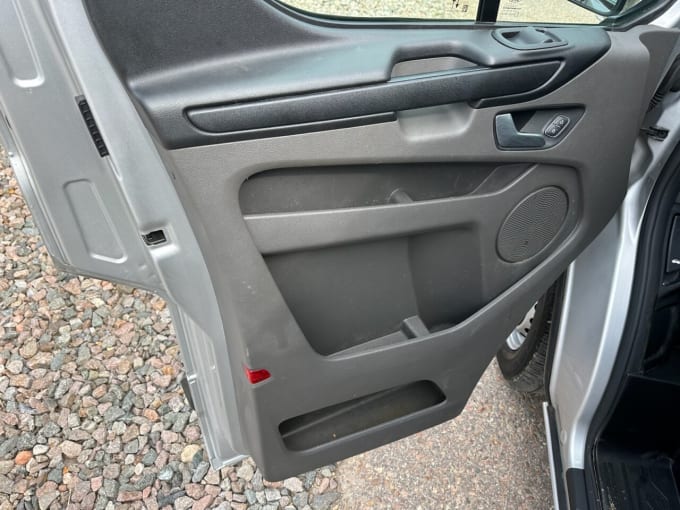 2025 Ford Transit Custom