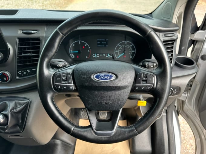 2025 Ford Transit Custom