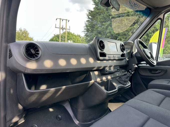 2025 Mercedes-benz Sprinter
