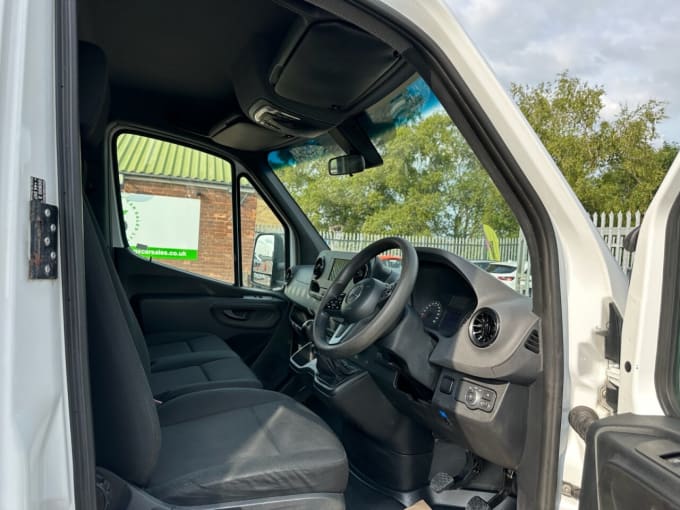 2025 Mercedes-benz Sprinter