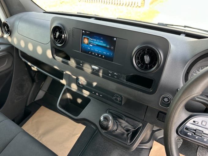 2025 Mercedes-benz Sprinter