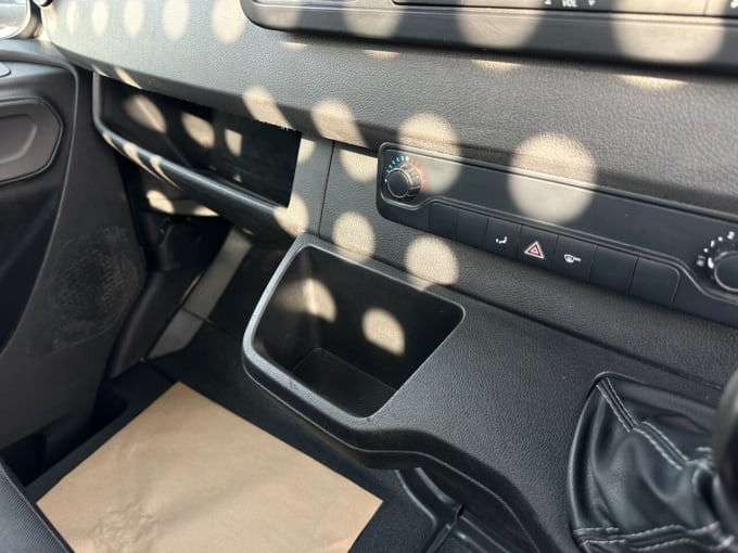 2025 Mercedes-benz Sprinter
