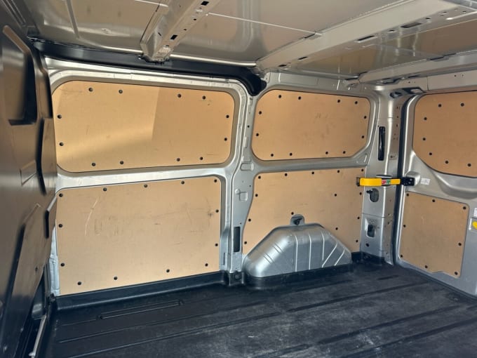 2025 Ford Transit Custom