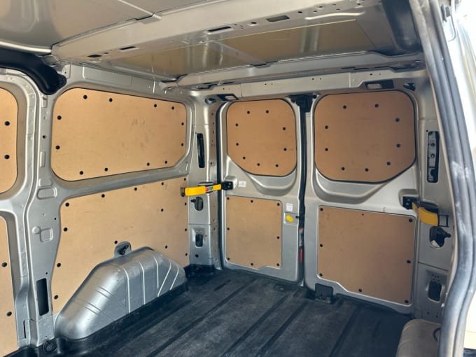 2025 Ford Transit Custom
