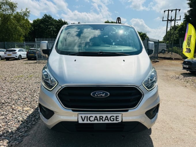 2025 Ford Transit Custom