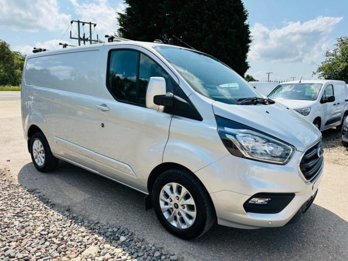 2025 Ford Transit Custom