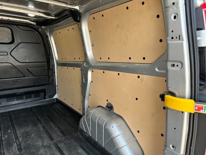 2025 Ford Transit Custom