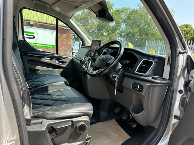 2025 Ford Transit Custom