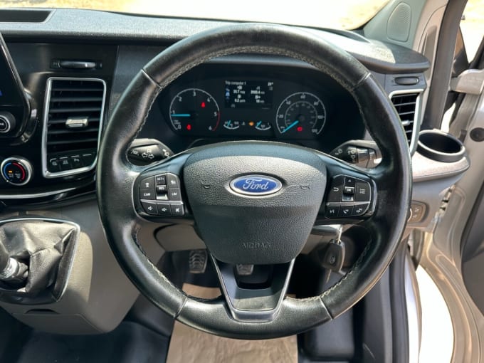 2025 Ford Transit Custom