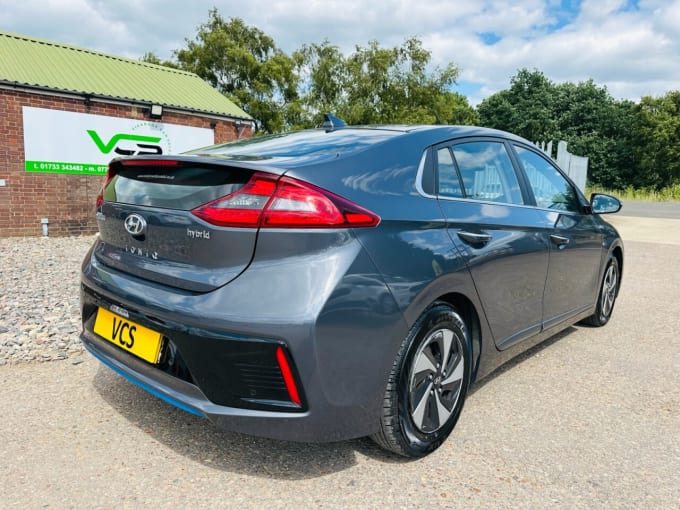 2025 Hyundai Ioniq