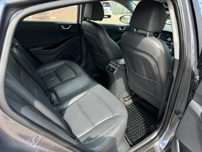 2025 Hyundai Ioniq