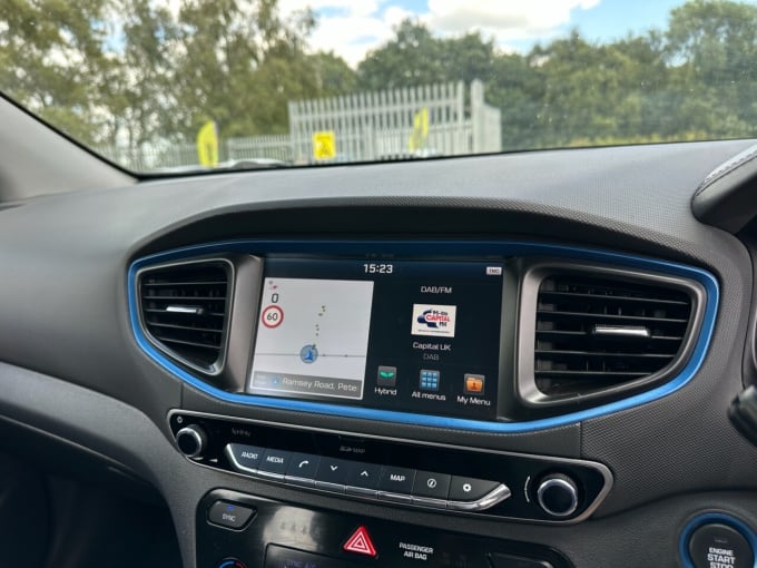 2025 Hyundai Ioniq